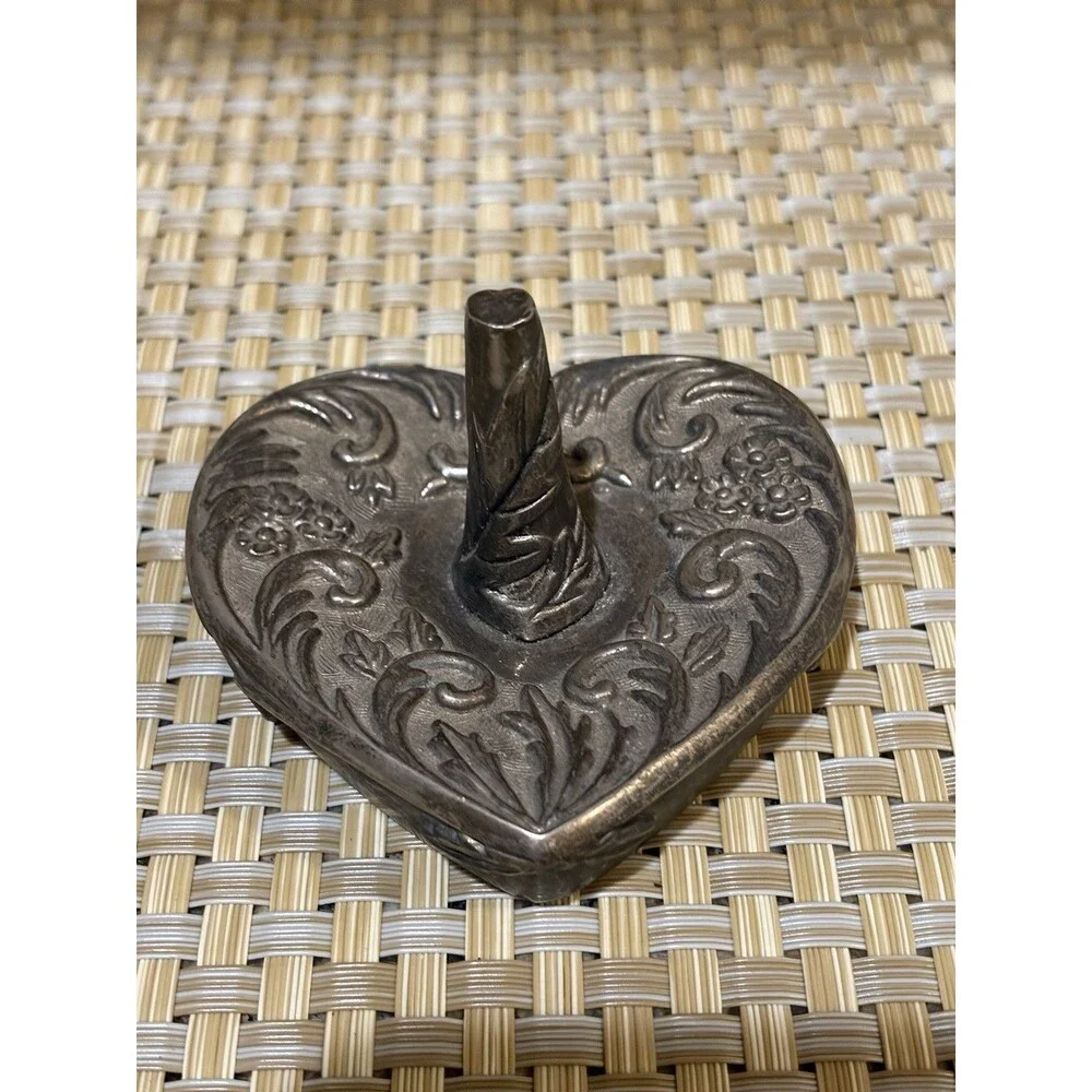 Vintage 1992Godinger Silver Plated HeartRing Holder, w/ornate Floral Design